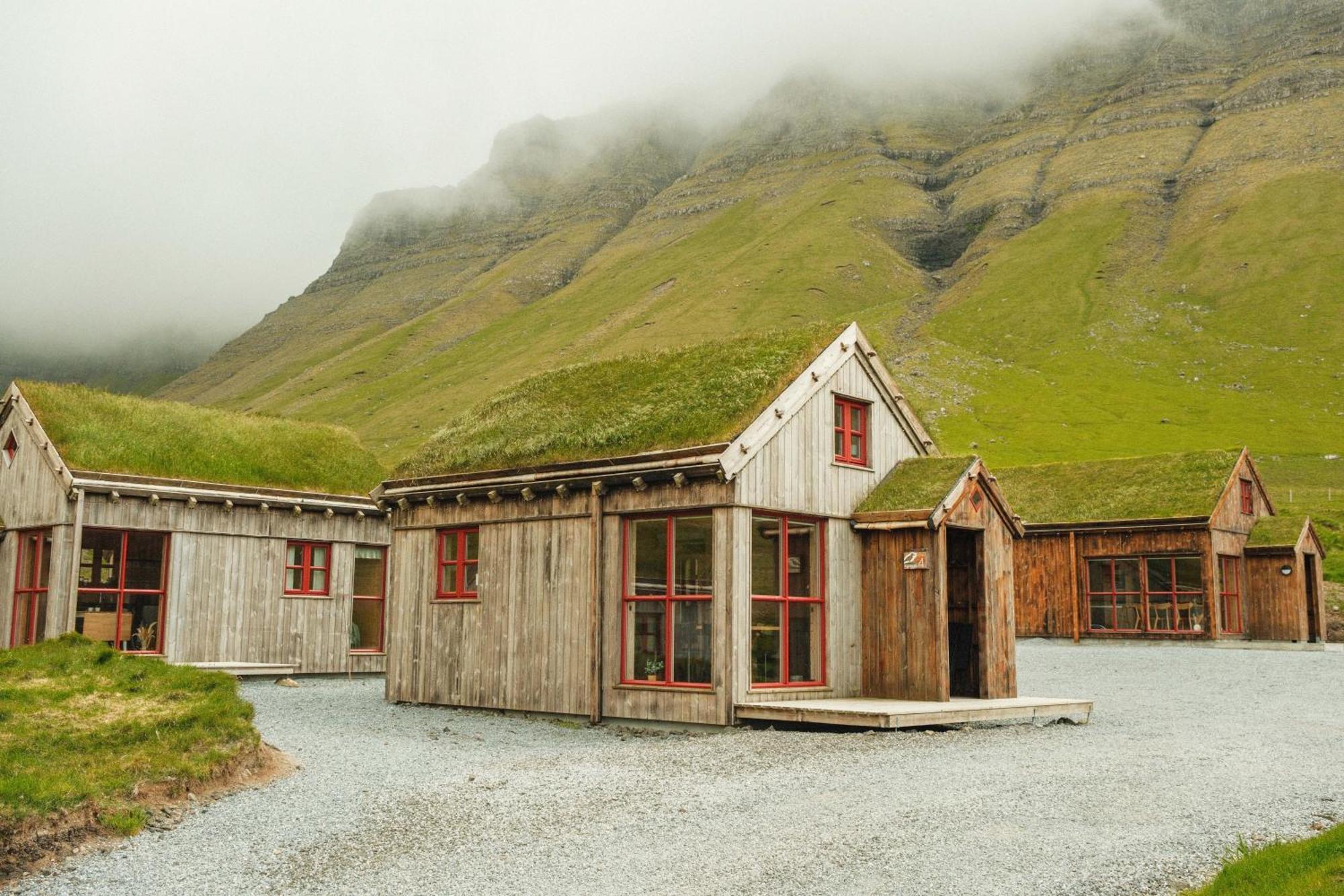 Múlafossur Cottage No 1 by Famous Waterfall in Gásadalur Gasadalur Exterior foto
