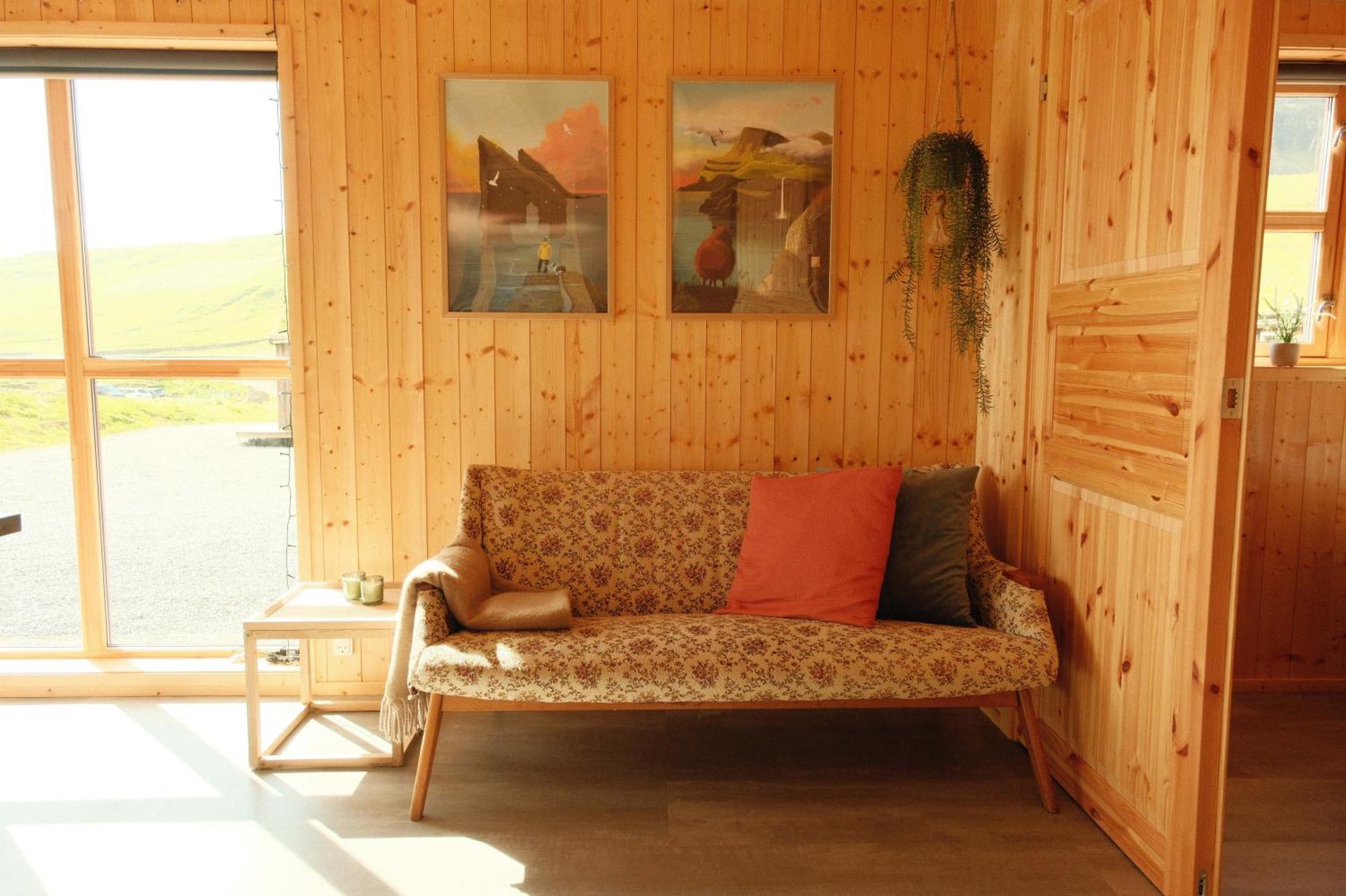 Múlafossur Cottage No 1 by Famous Waterfall in Gásadalur Gasadalur Exterior foto