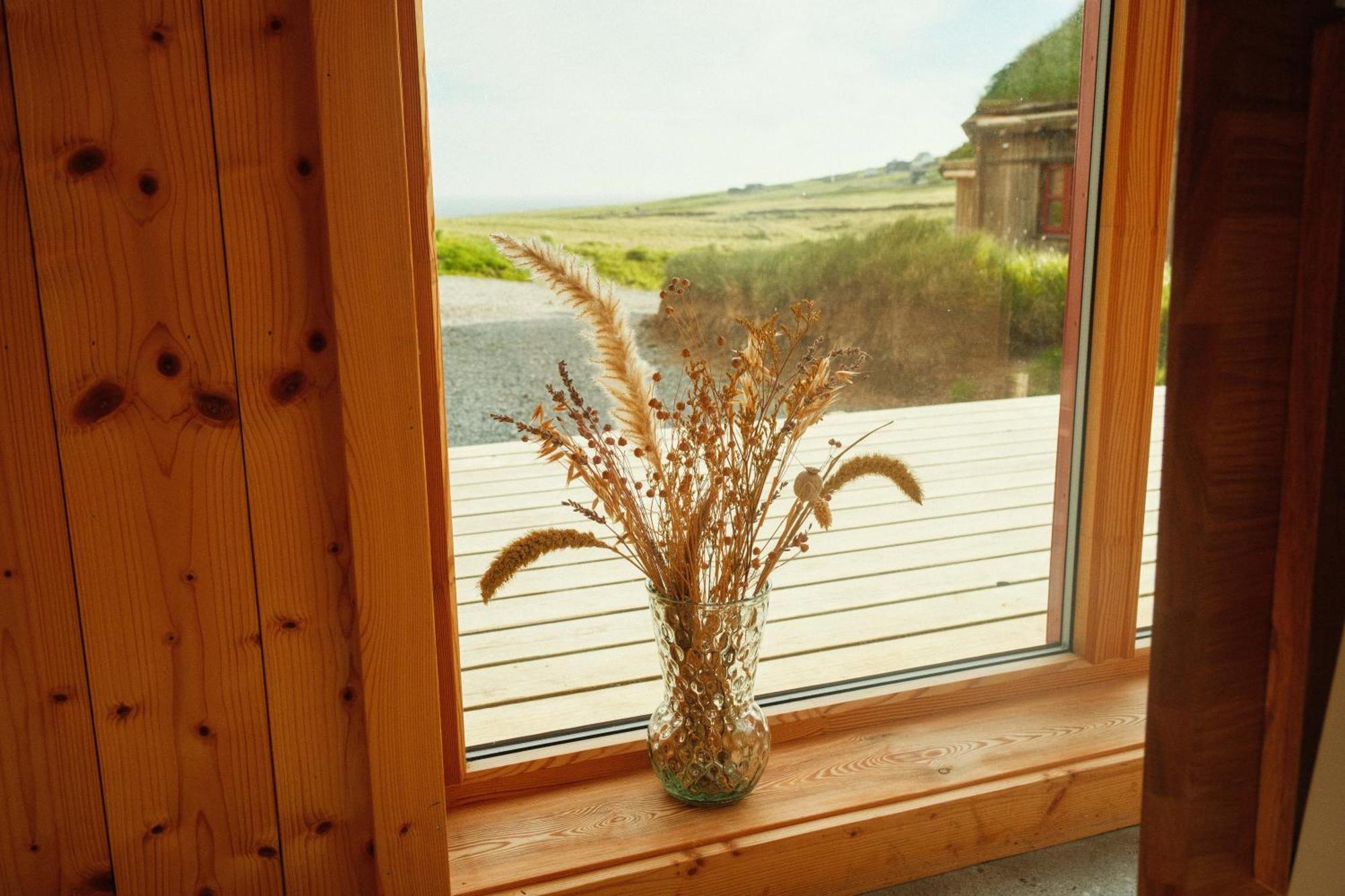 Múlafossur Cottage No 1 by Famous Waterfall in Gásadalur Gasadalur Exterior foto
